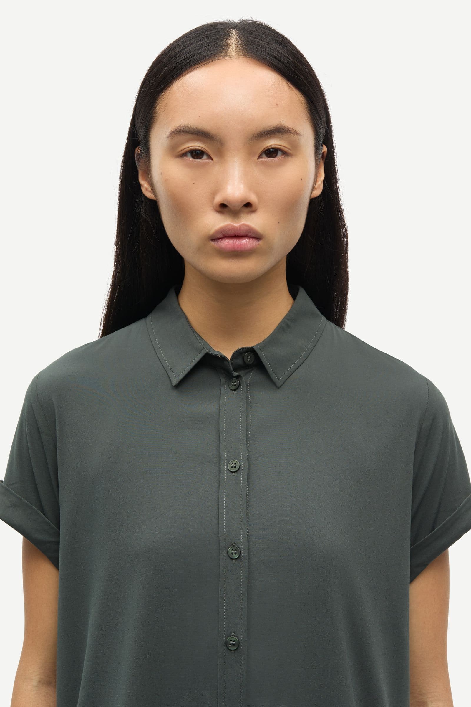 Majan ss shirt 9942 Dark Evergreen