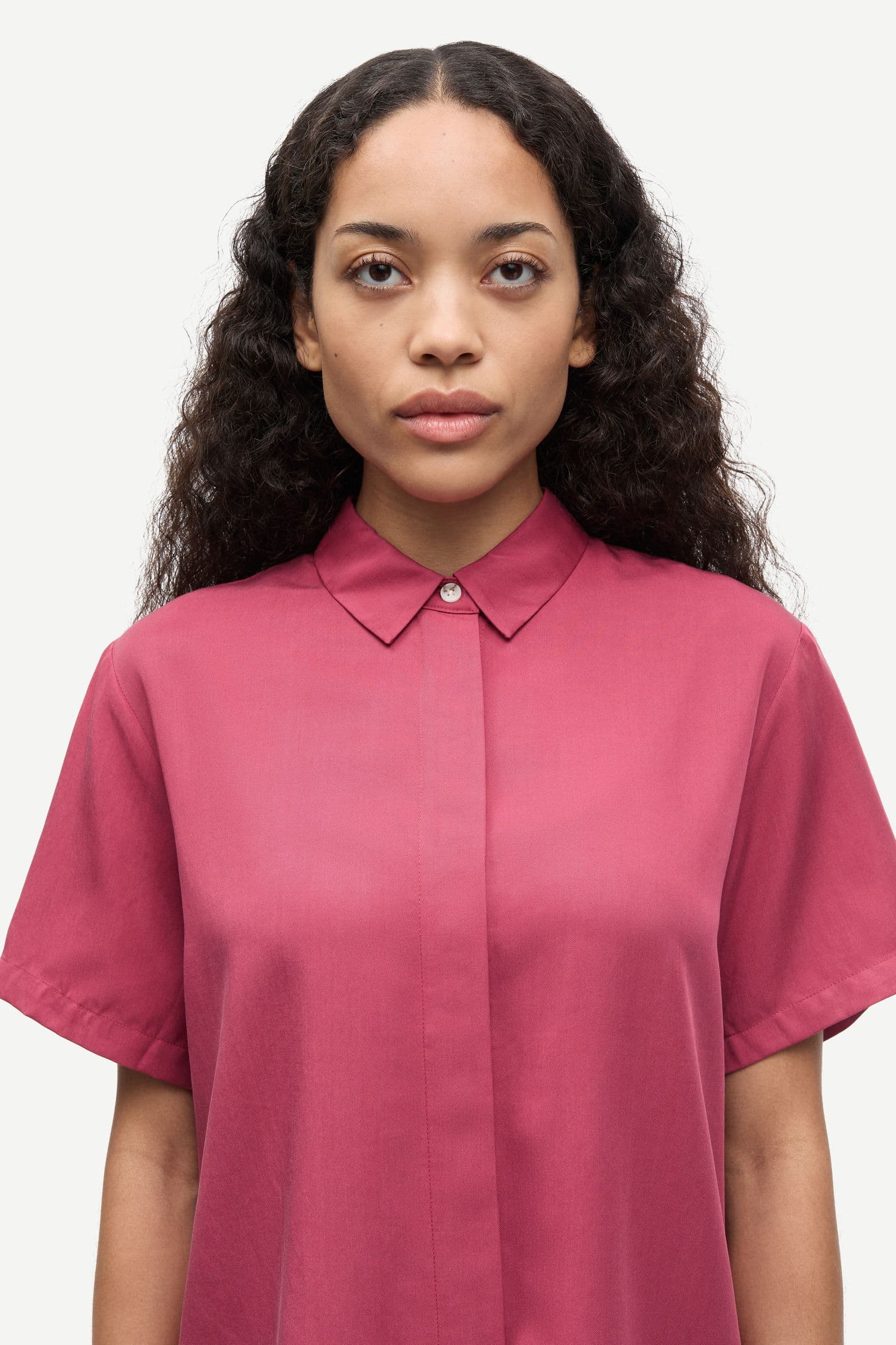 Mina ss shirt 14028 Earth Red