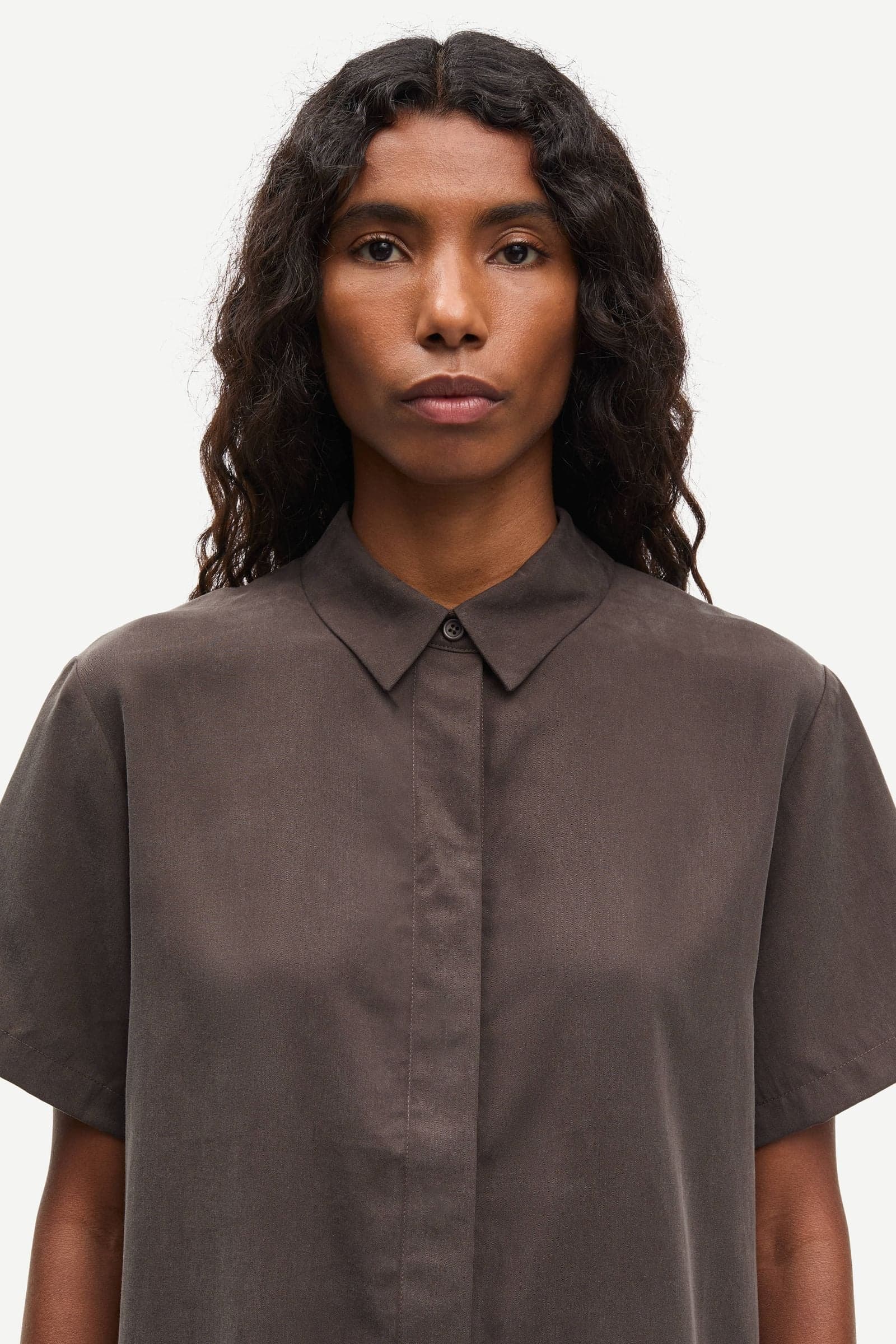 Mina ss shirt 14028 Mulch