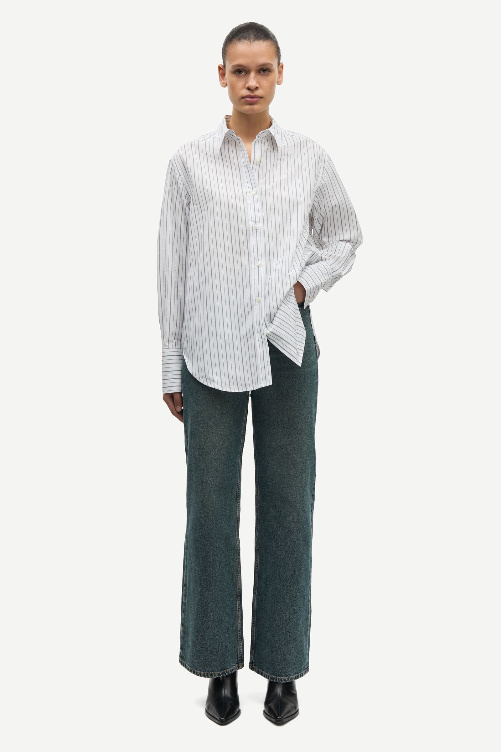 Salovas shirt 13072 White St.