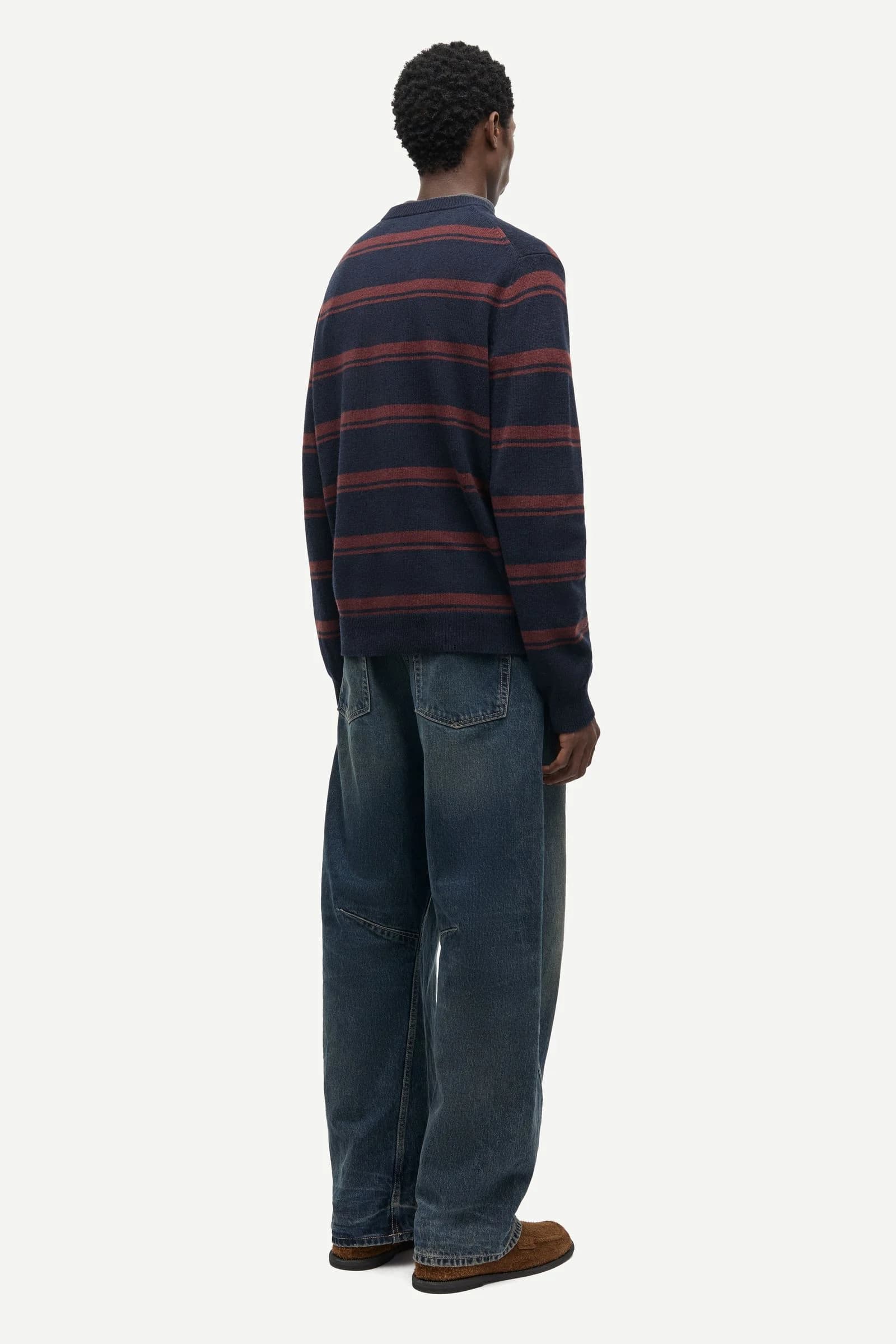 Sapatrik sweater 132 Bitter chocolate st.