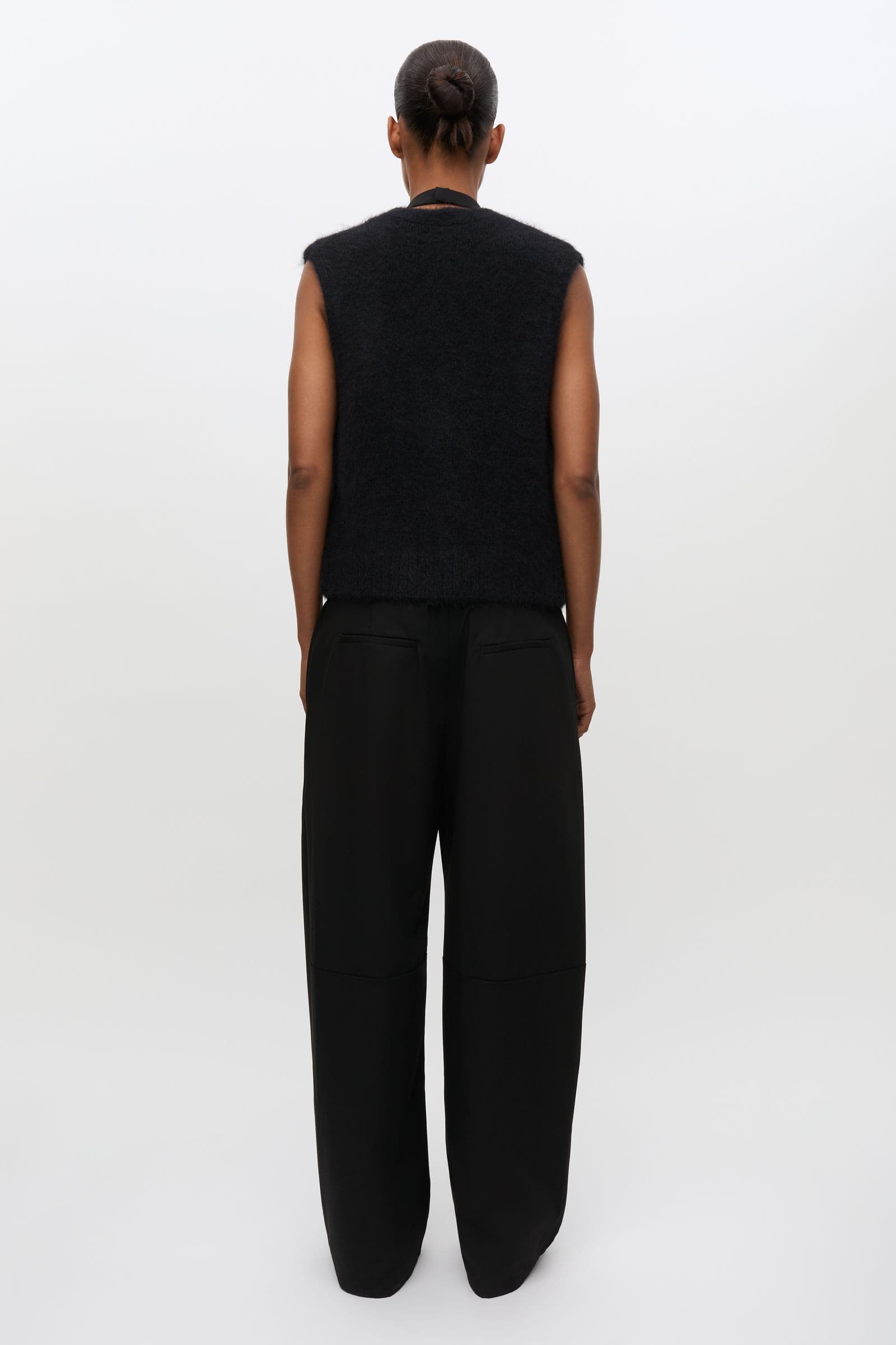 Sajeanne vest 15425 Black