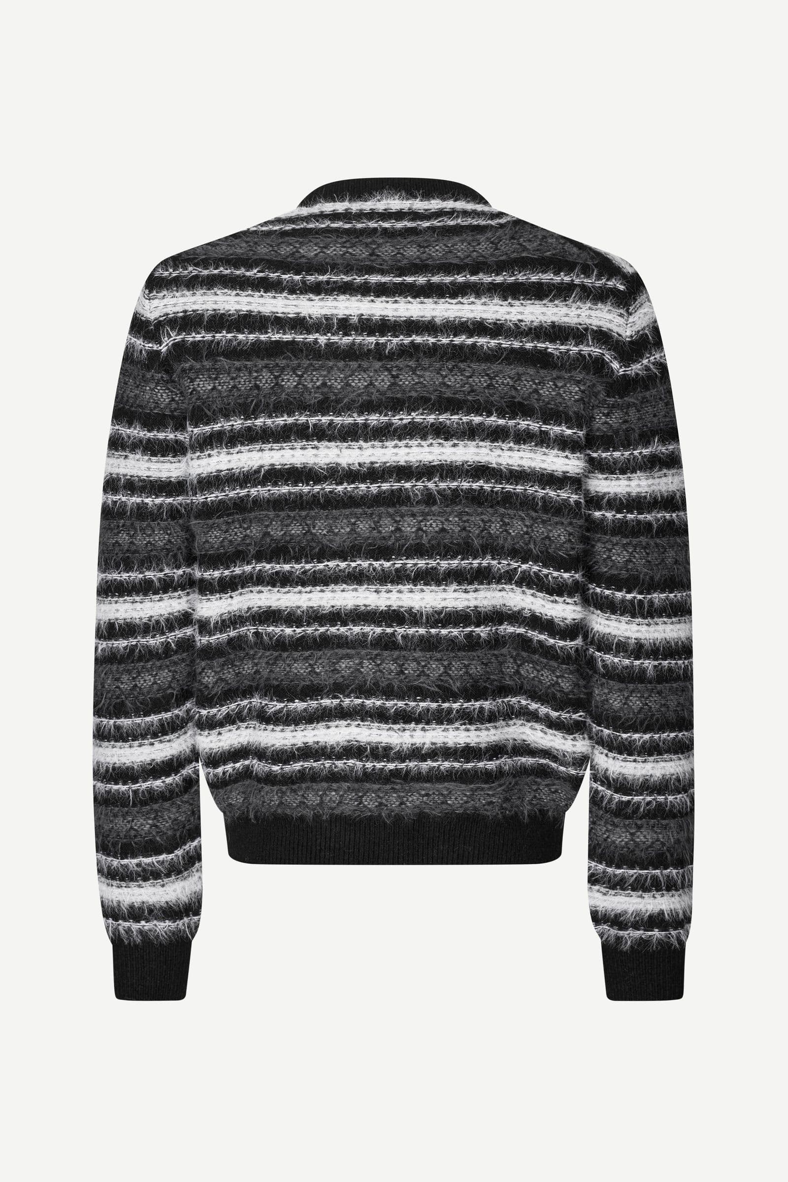 Safinnley sweater 15862 Black St.