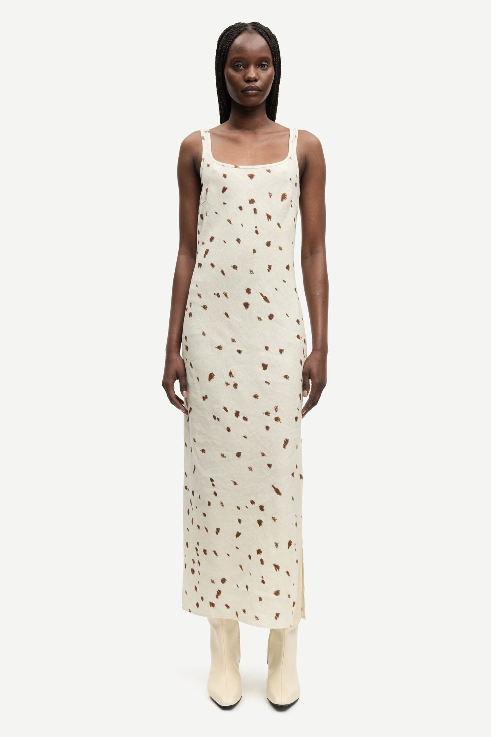 Sasunna dress 14329 Stray Dott