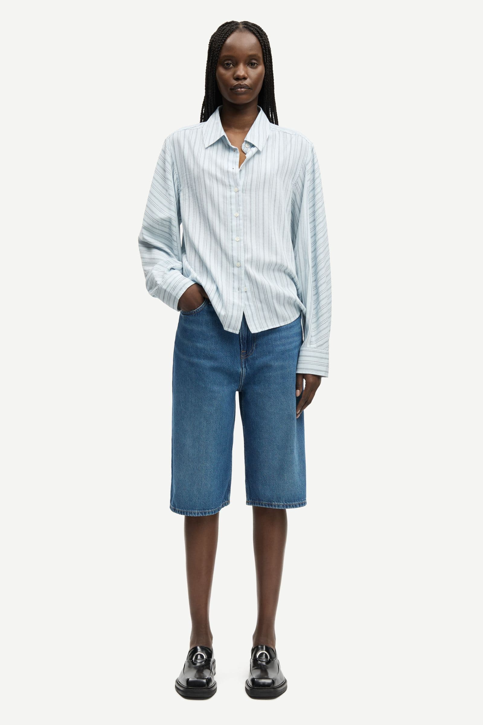 Sania shirt 15960 Skywriting St.