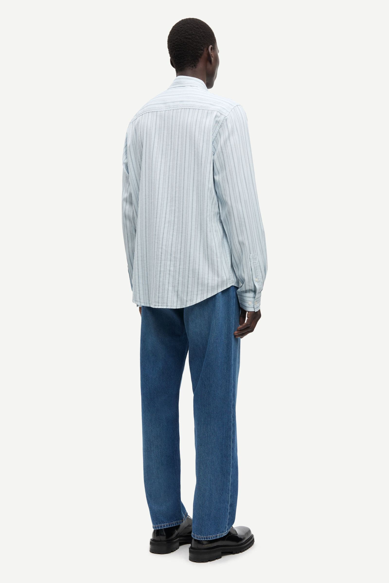 Saryan X shirt 15960 Skywriting St.