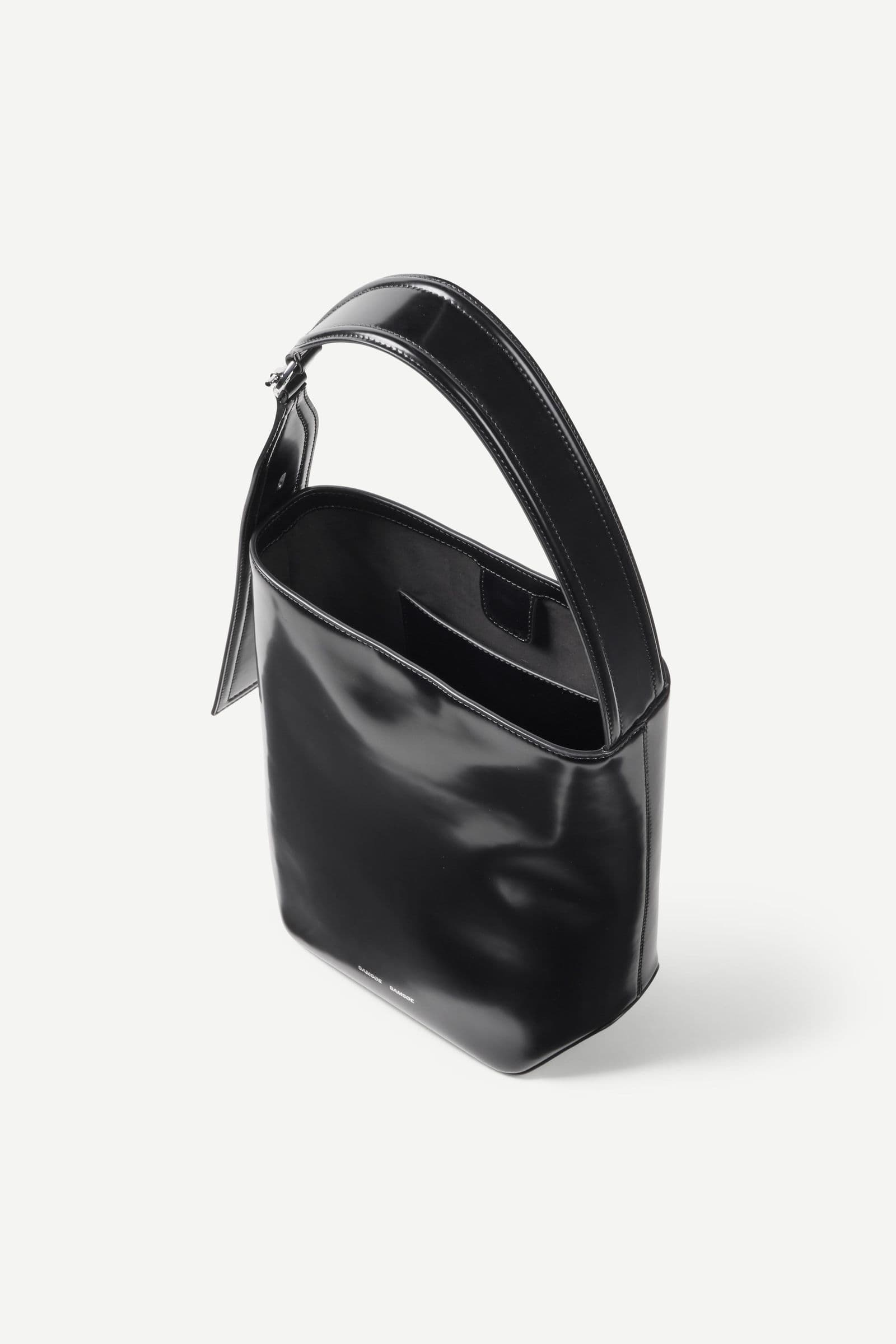 Saelmegade bucket bag 15940 Black