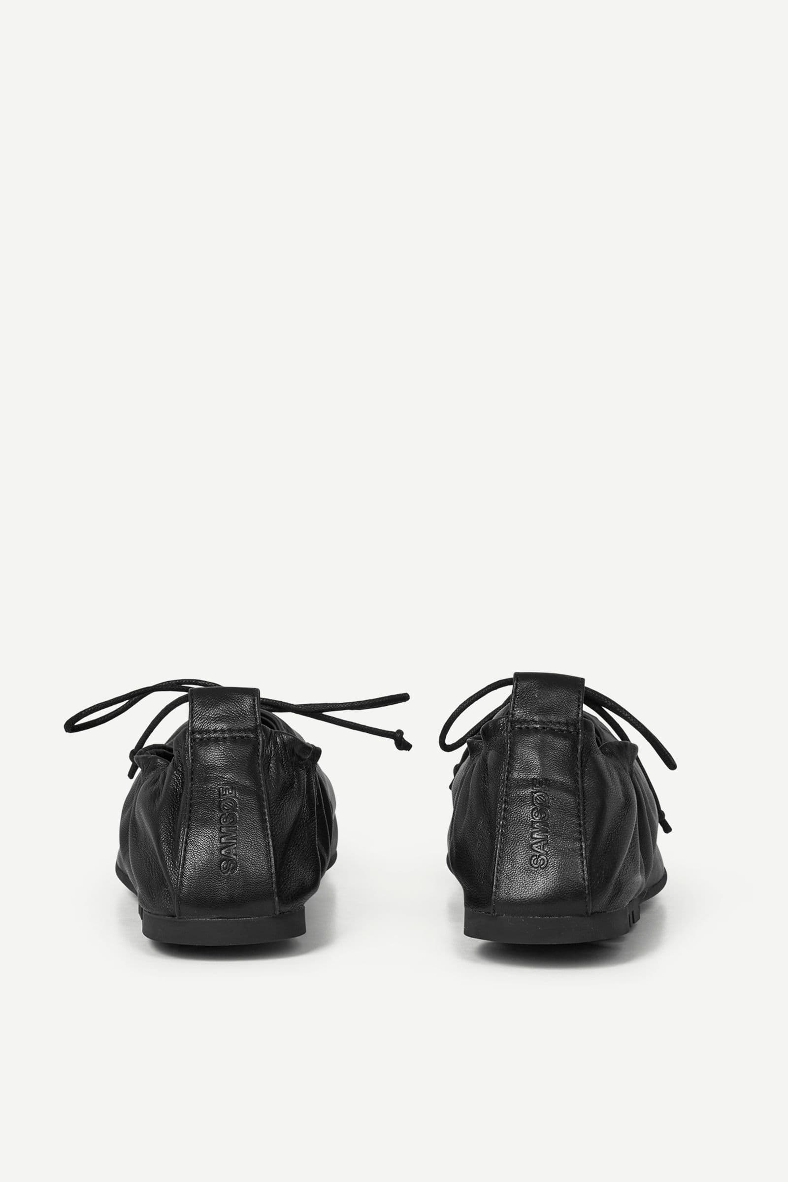 Salilli laced ballerina 15978 Black