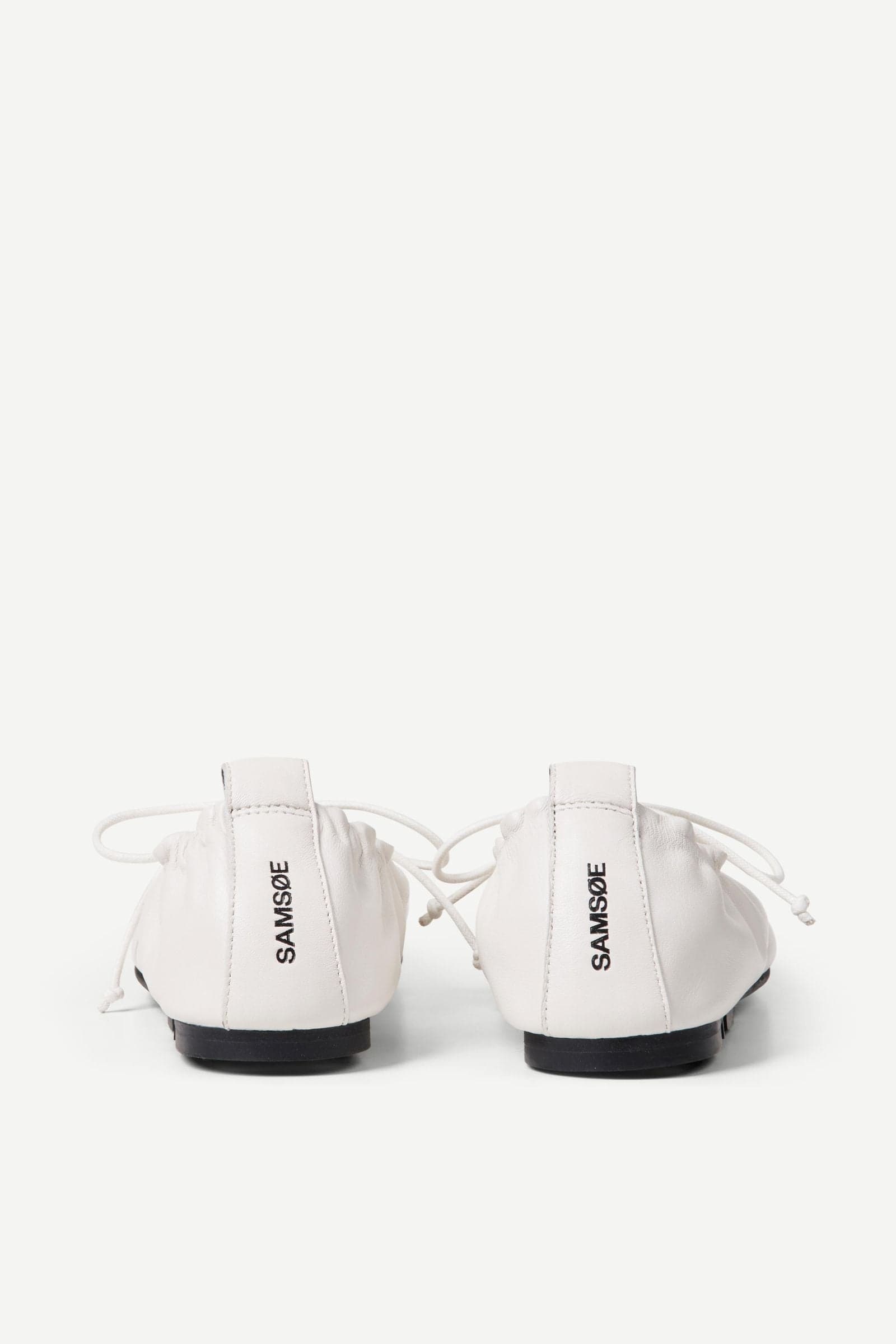 Salilli laced ballerina 15978 Off White