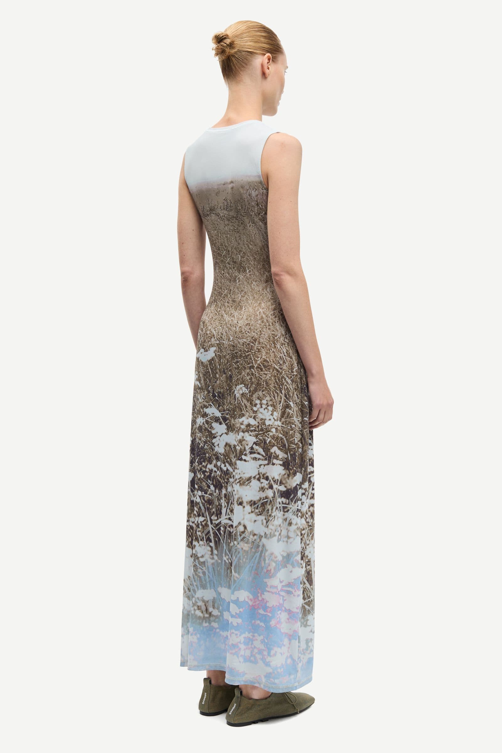 Saangel dress 16044 Hazy Fields