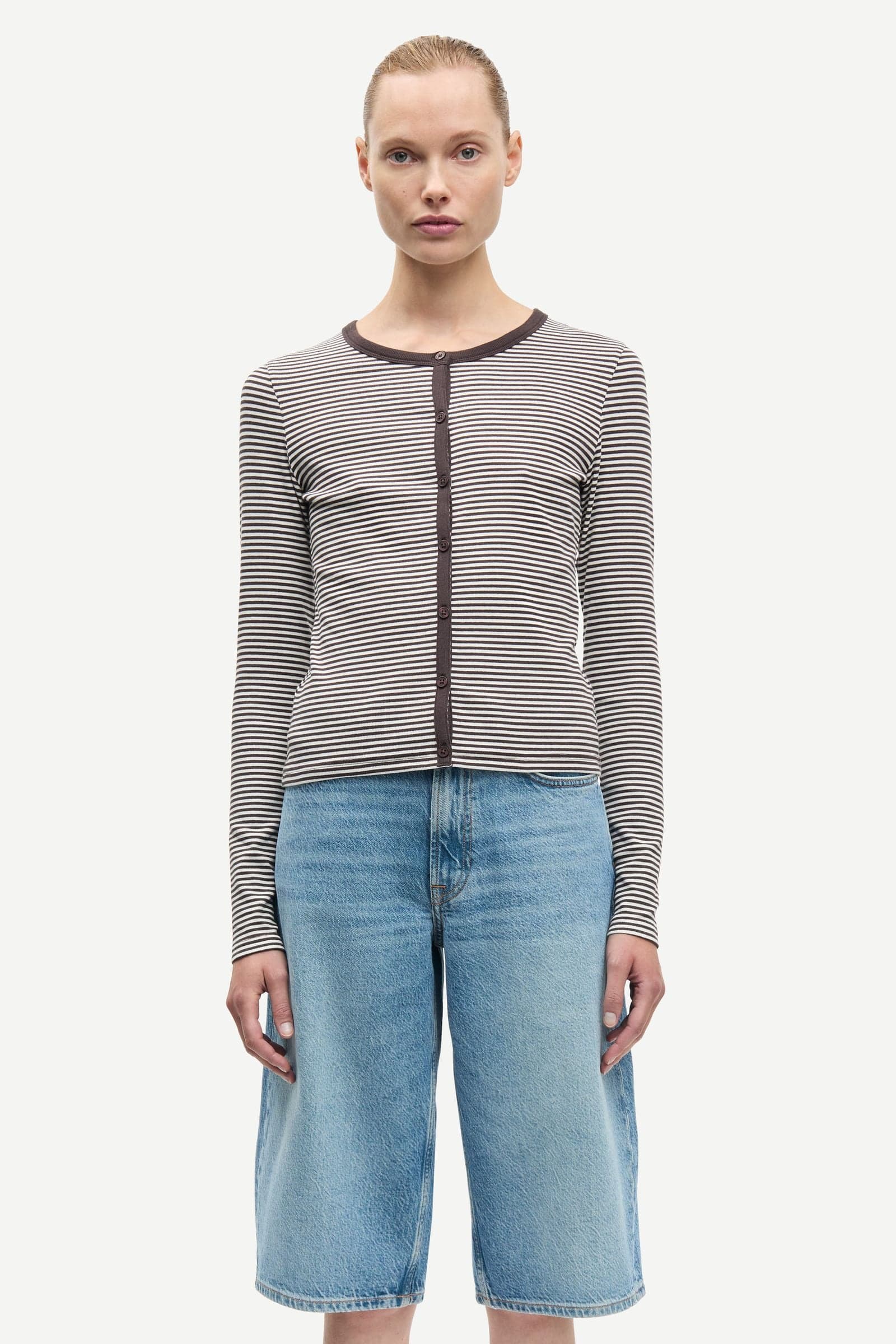 Saalexo LS cardigan 7542 Mulch St.
