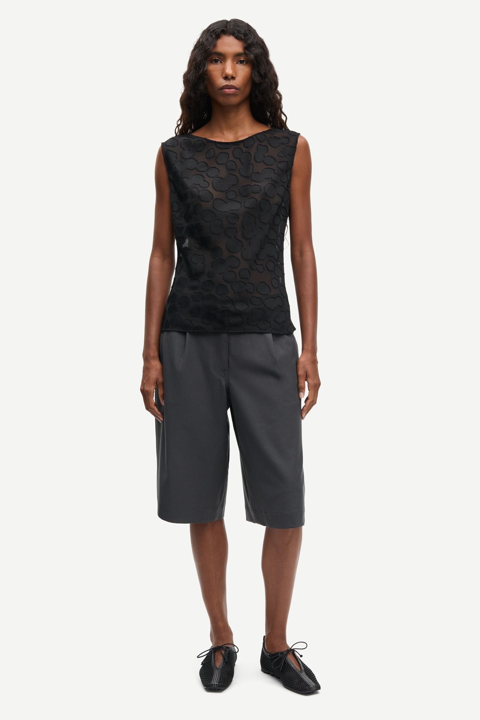 Saagne top 16061 Black