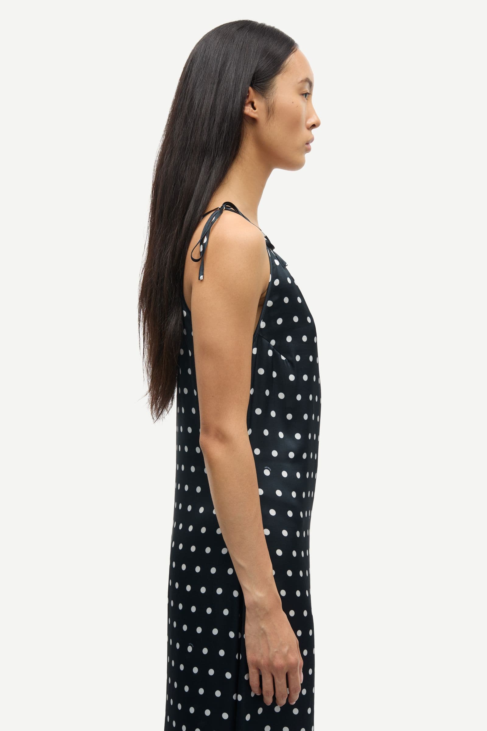 Sasinga dress 16057 Black Dott