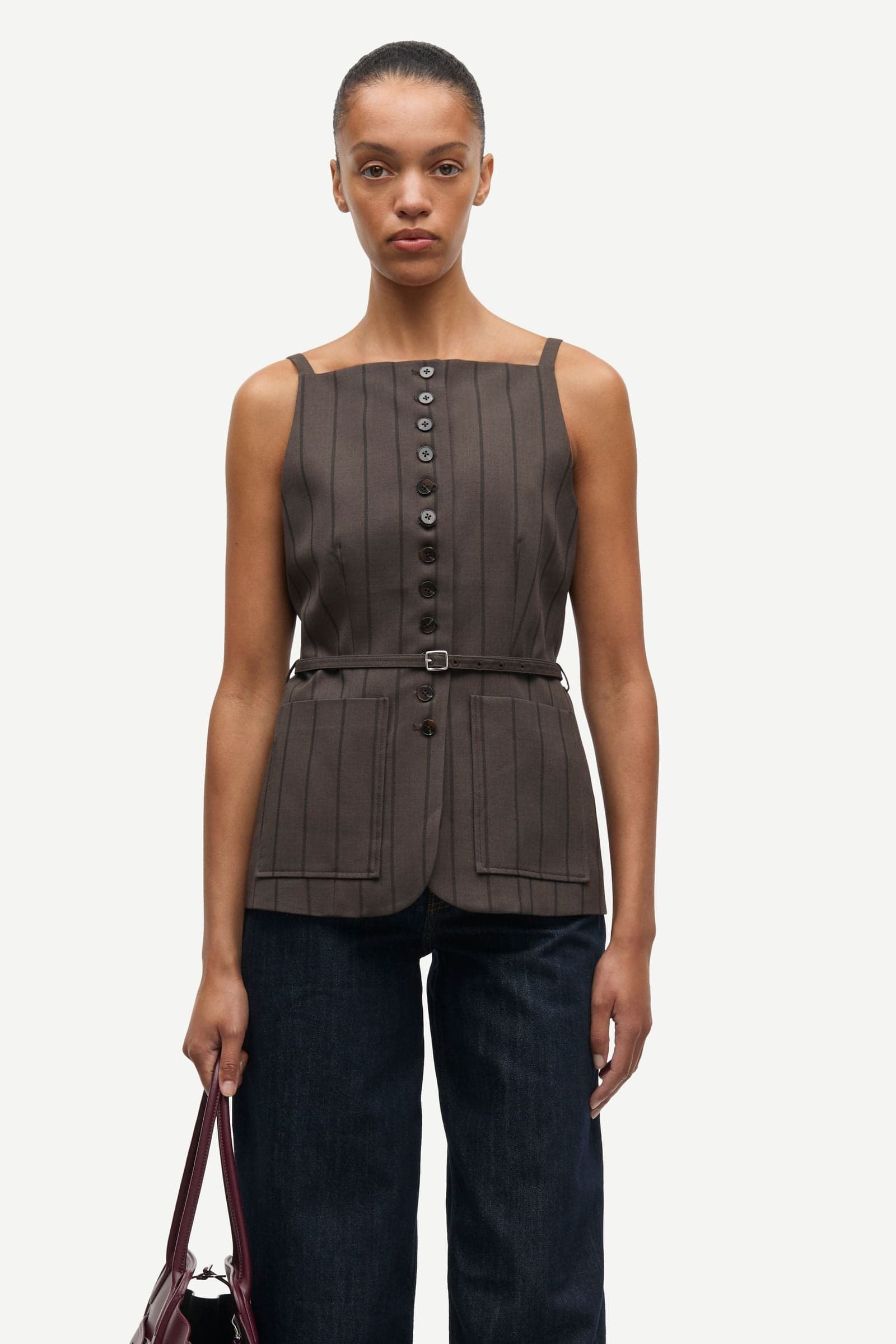 Sahelly vest 16178 Mulch St.