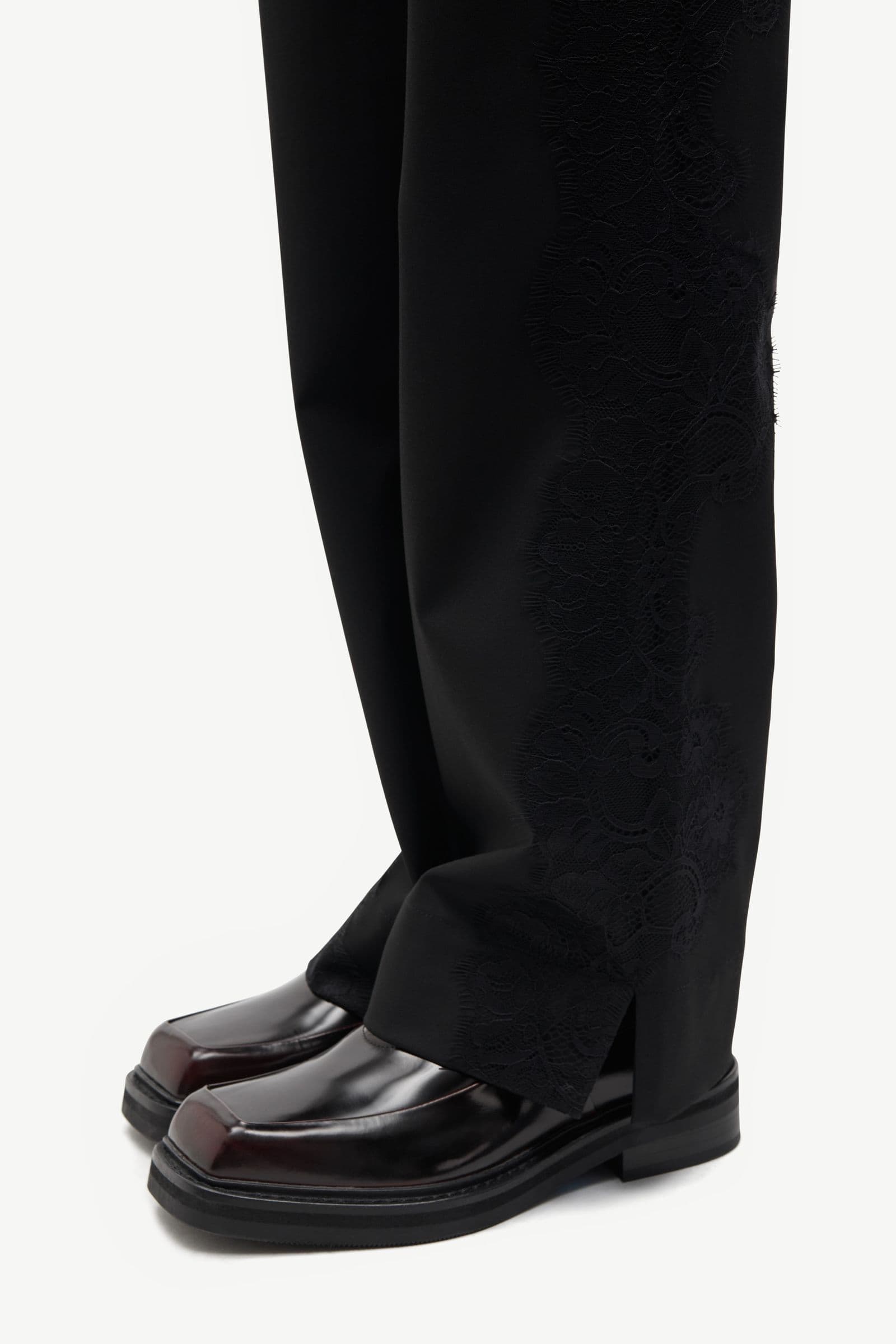 Sarhino trousers 15547 Black