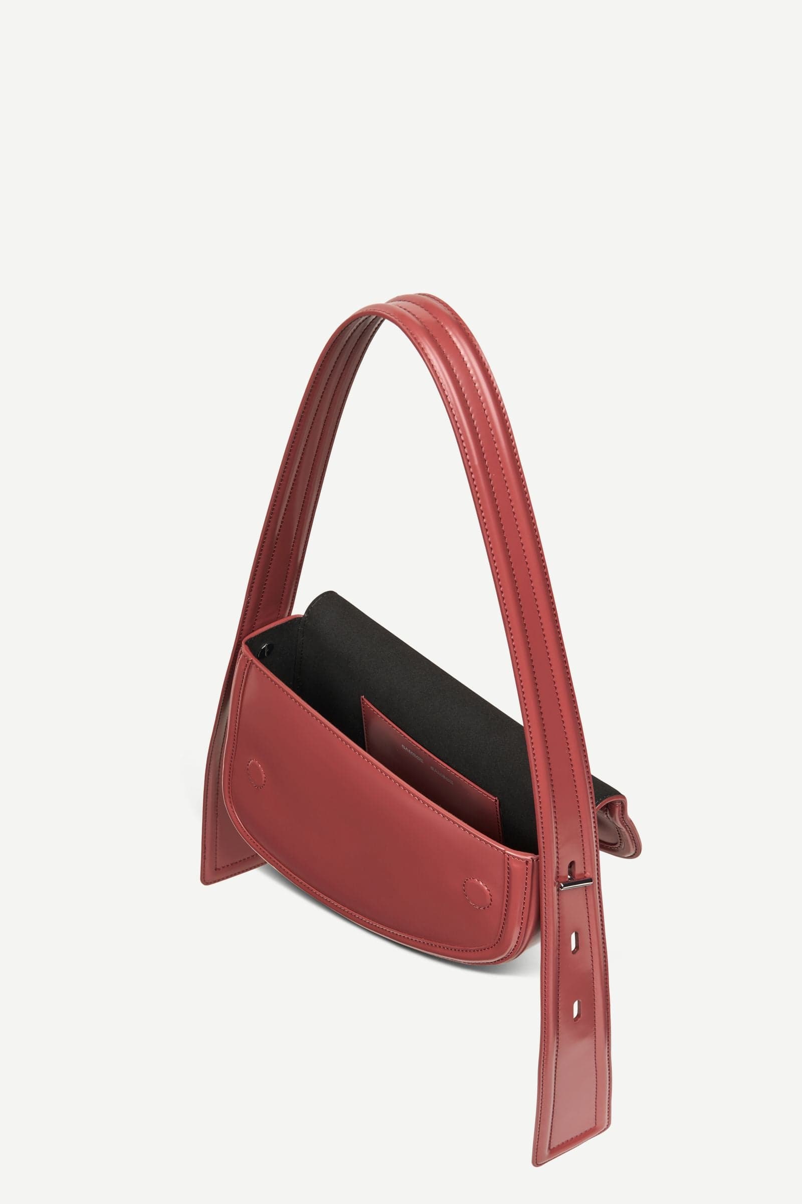 Sahero shoulder 16009 Ketchup