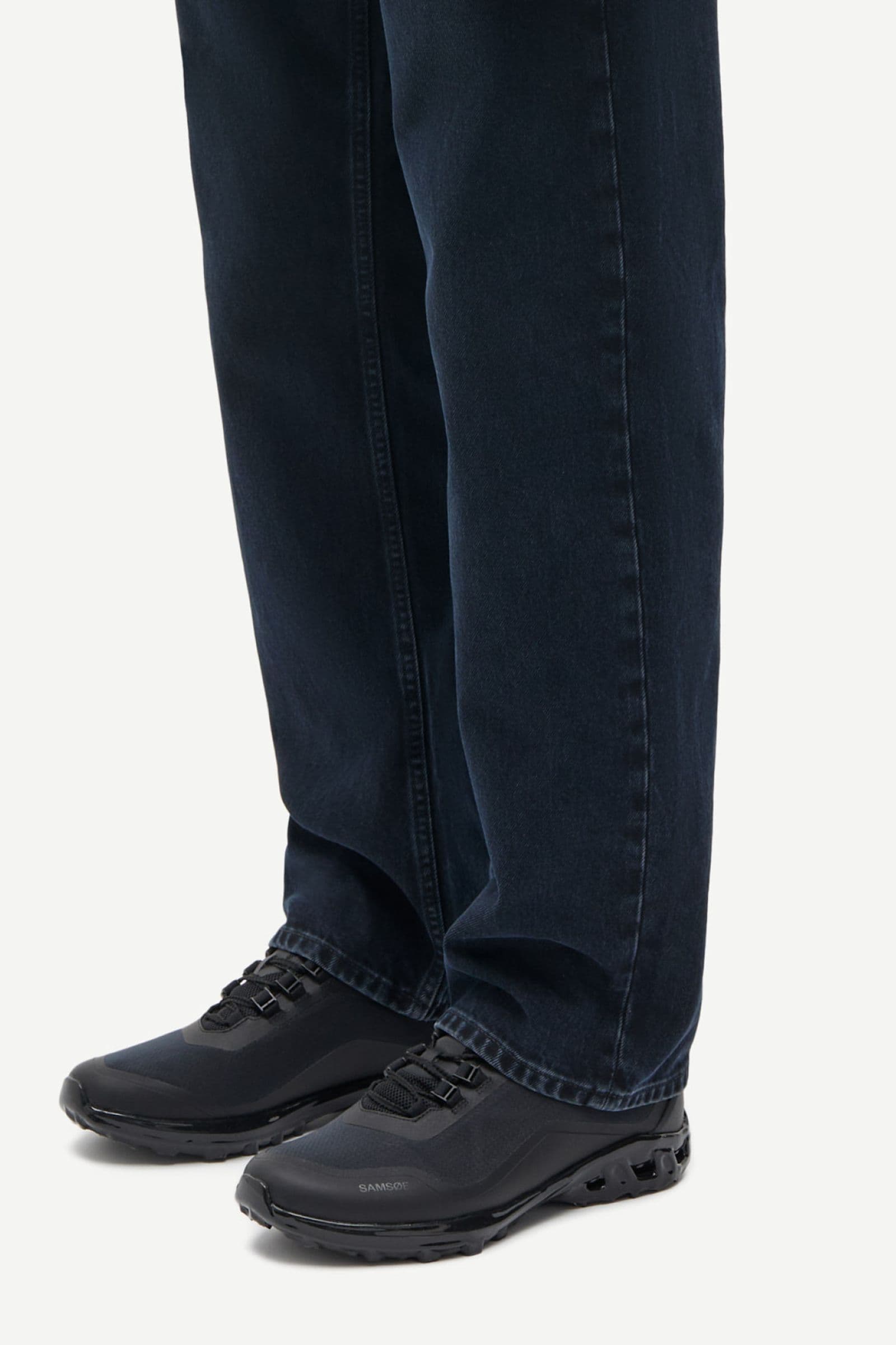 Saultra runner 16119 Black