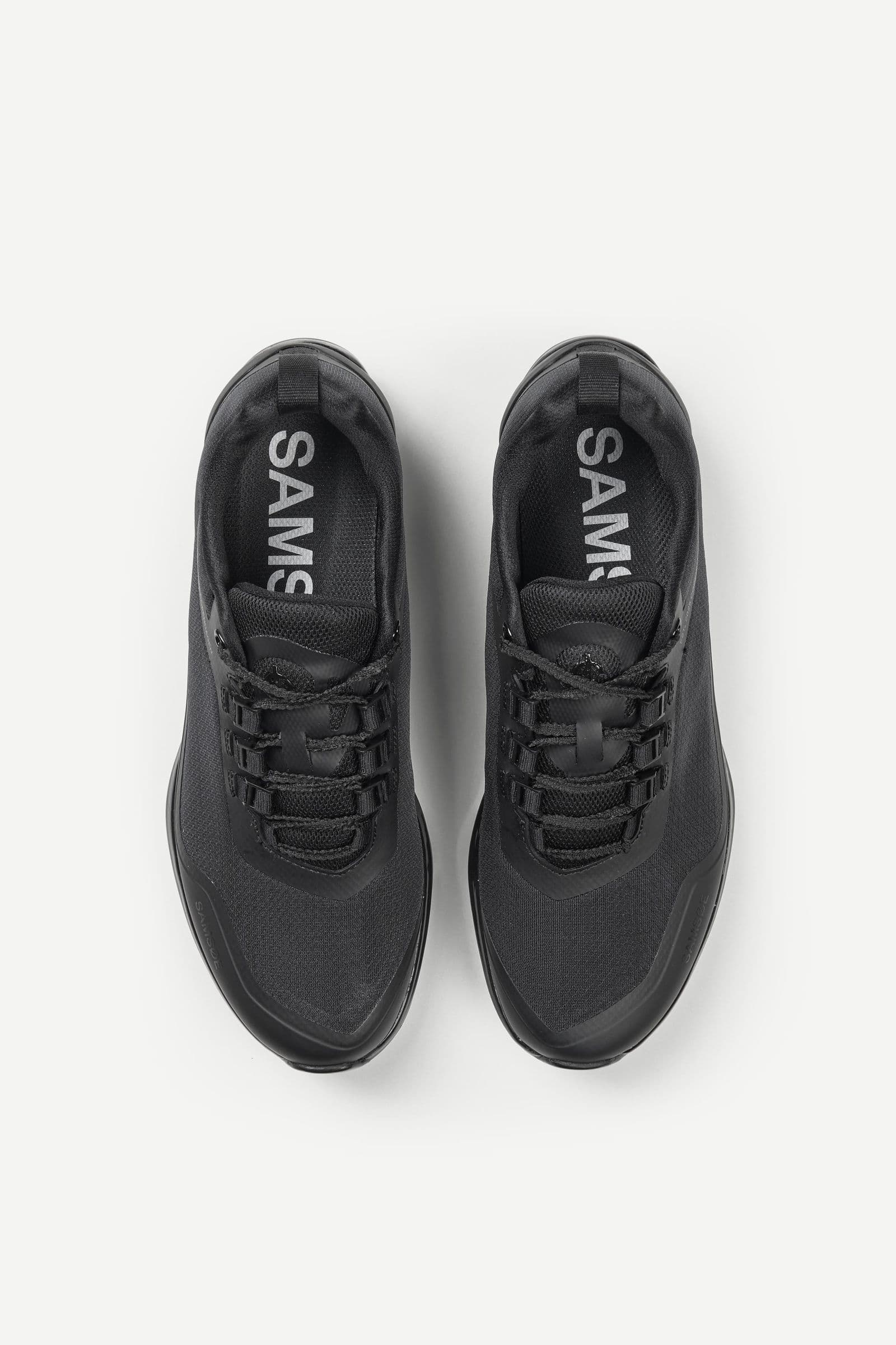 Saultra runner 16119 Black