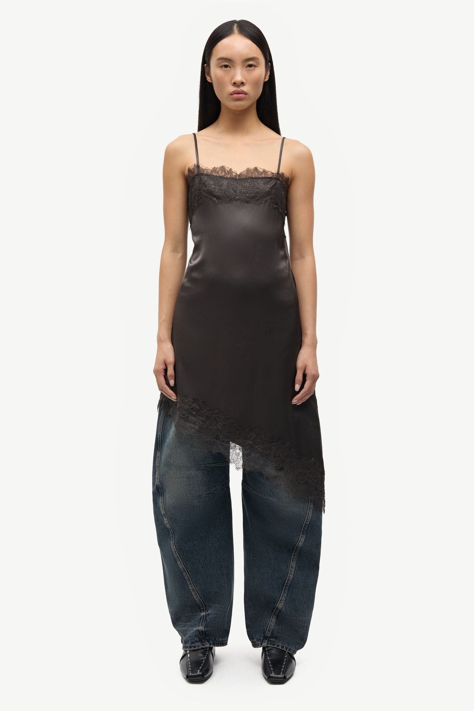Saebba lace dress 16255 Mulch
