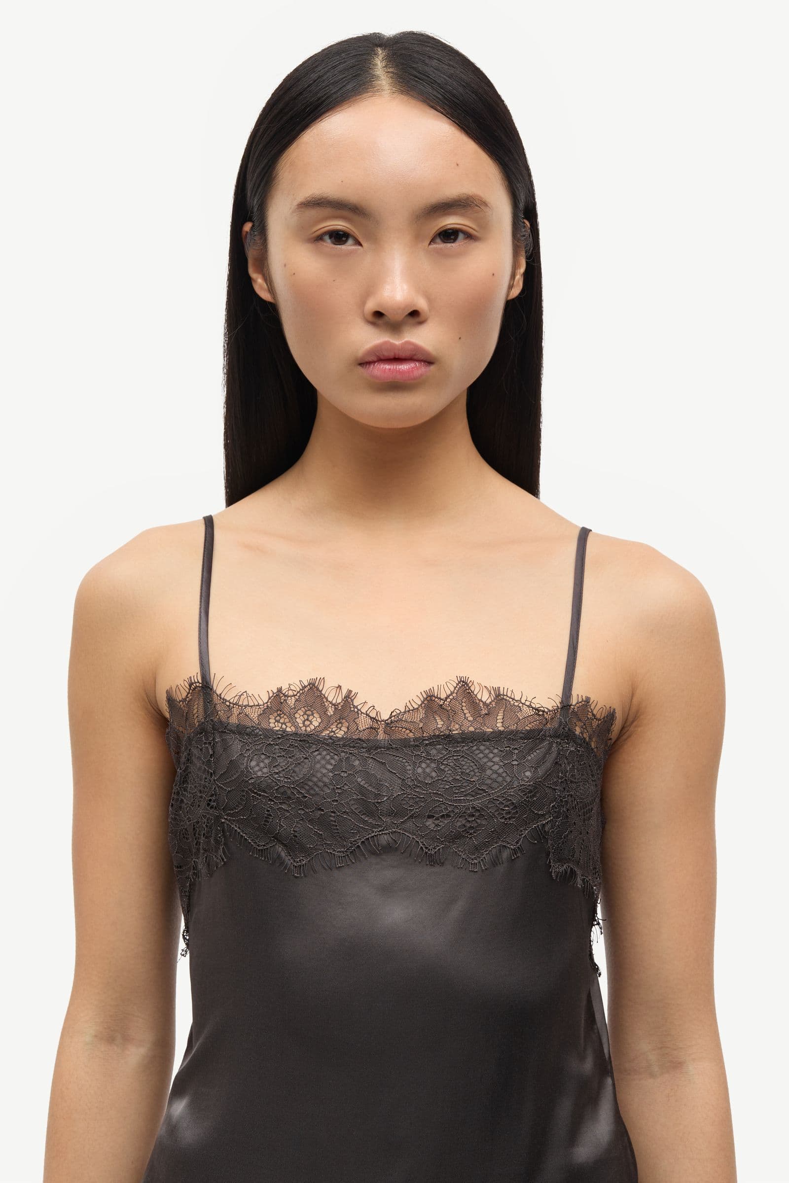 Saebba lace dress 16255 Mulch