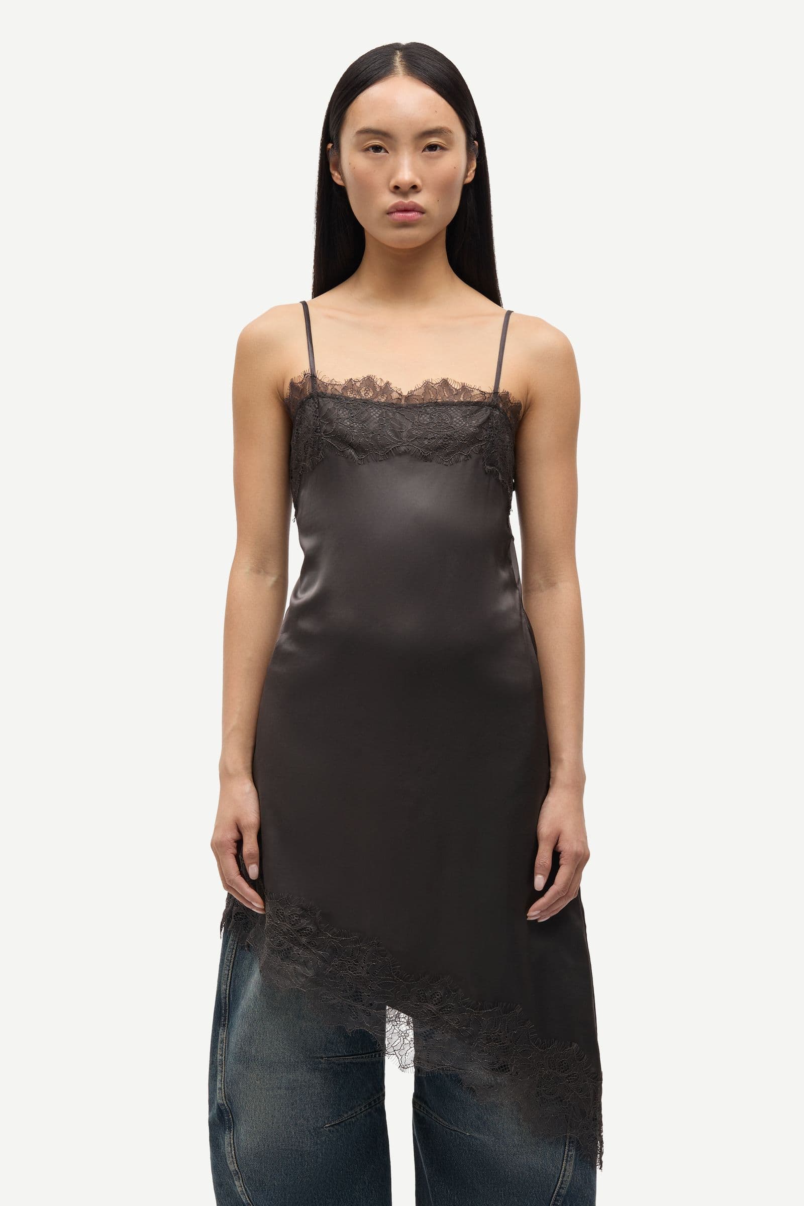 Saebba lace dress 16255 Mulch