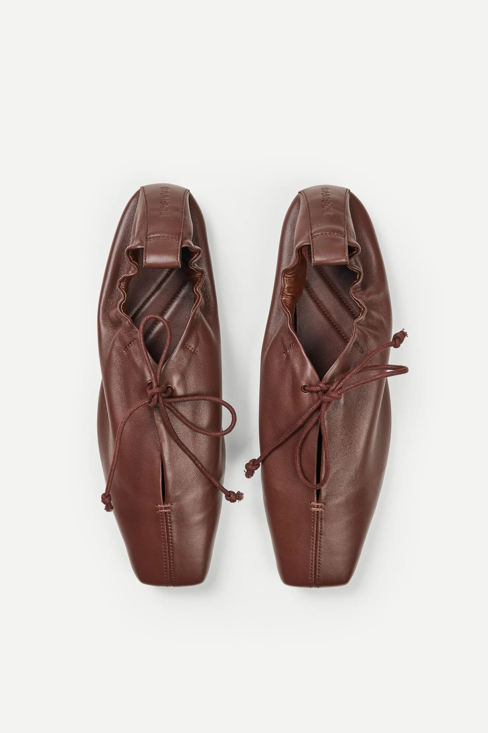 Salilli laced ballerina 15978 Potting Soil