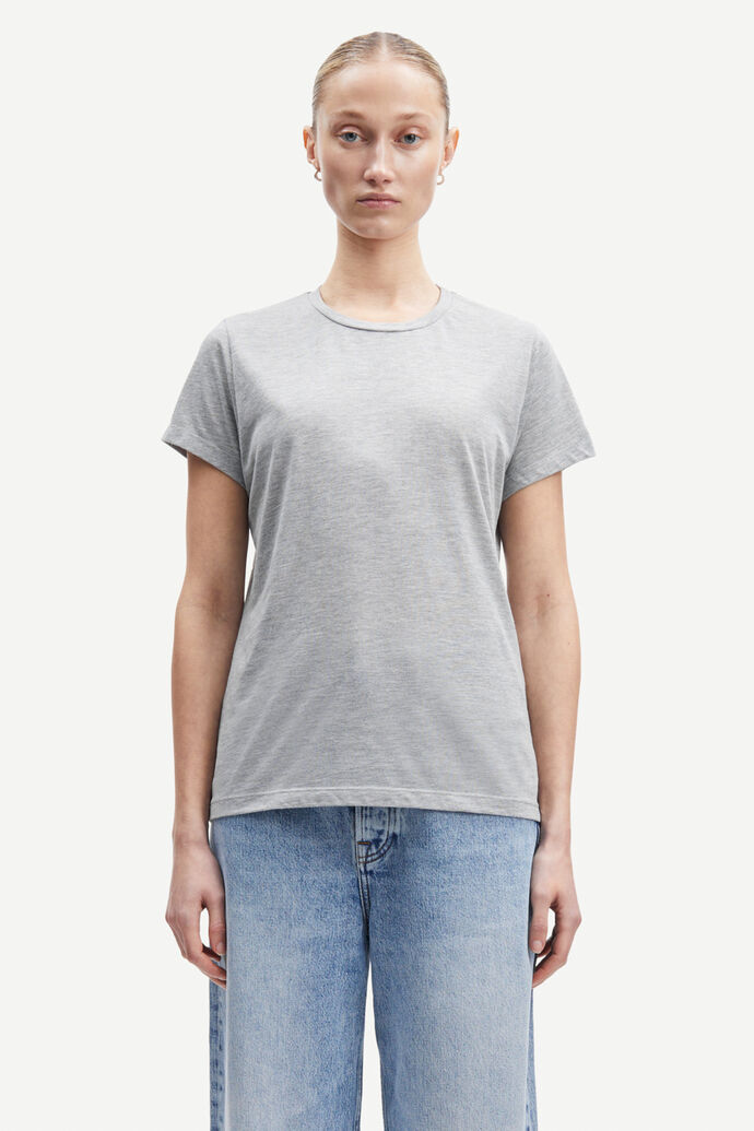 Solly tee solid 205 image number 0
